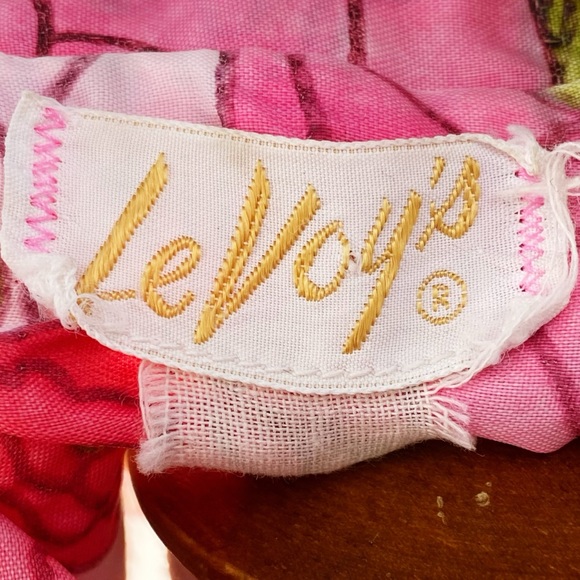 SOLD 1960’s Le Voy's Floral House Dress/Nightgown - Picture 6 of 7